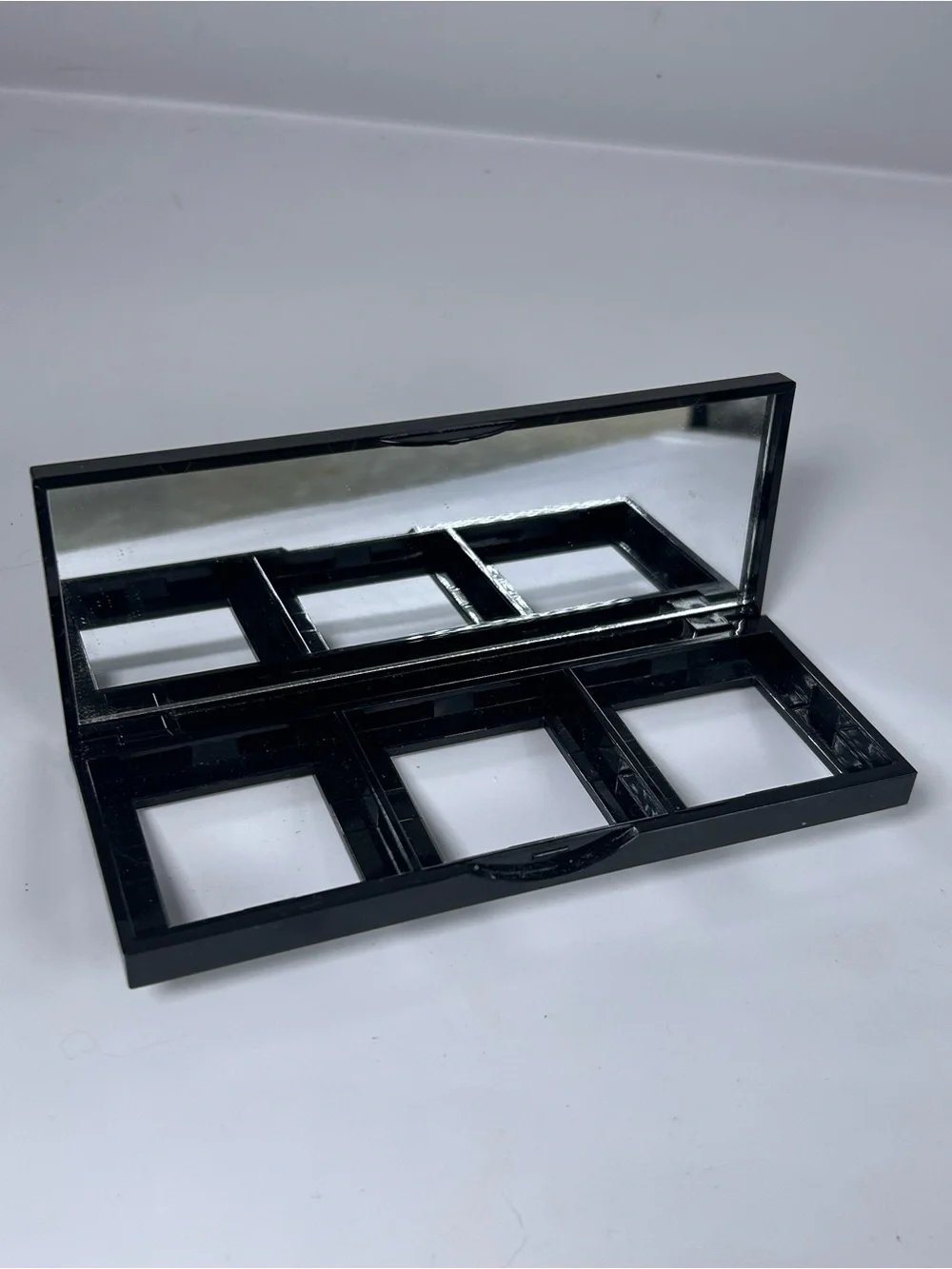 Bobbi Brown 3 Pan Empty Palette Eye Shadow Blush Eye Liner Lip W/Mirror